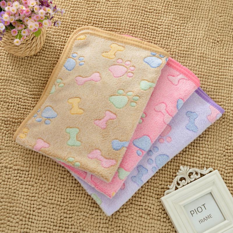 «Одеяло из супермягкой фланели для домашних животных с отпечатками собачьих лап»