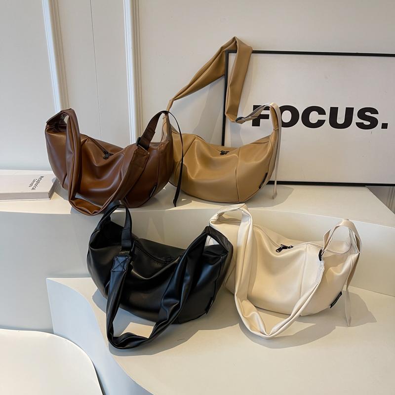 Women's Popular Dumpling Bag Crossbody Bag PU Leather Shoulder Bag Cattle Bag