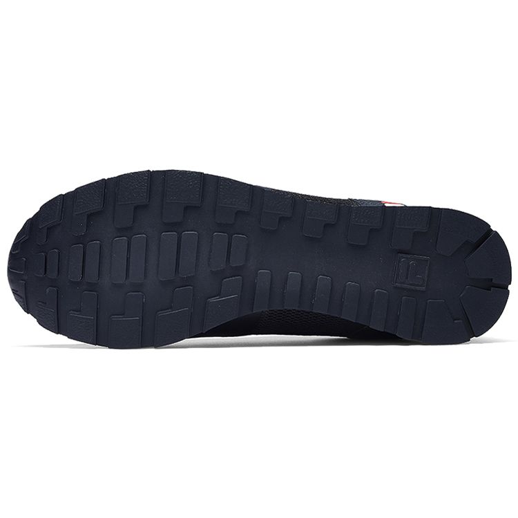 Fila Fht Серия 83 Ретро Тканевые Низкие Кроссовки Мужские кроссовки Черные Белые F12M021106FNV