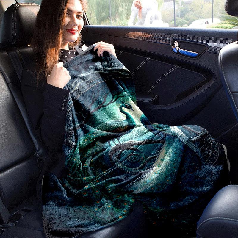 1pc Peacock Printing Lightweight Flannel Blanket, Comfortable and Warm Blanket, for Camping Sofa Bed and Couch Office, Suitable for Gift Blan