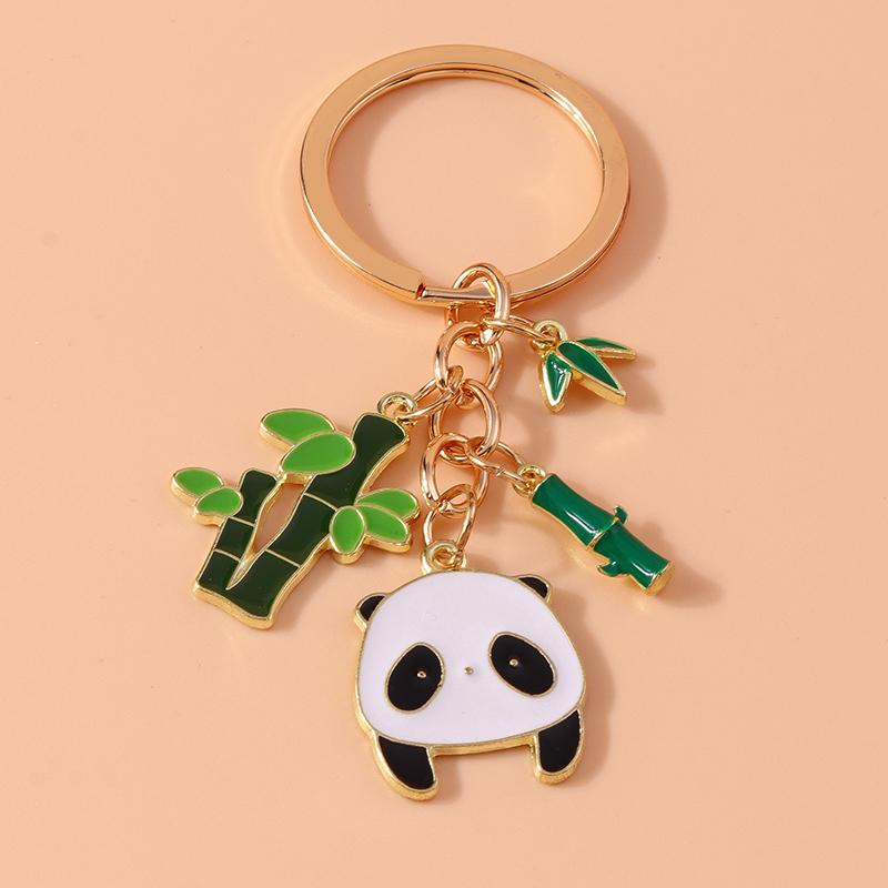 Lovely Enamel Panda Keychain Bamboo Keyring for Men Women Car Key Holder Handbag Pendant DIY Handmade Jewelry Gift