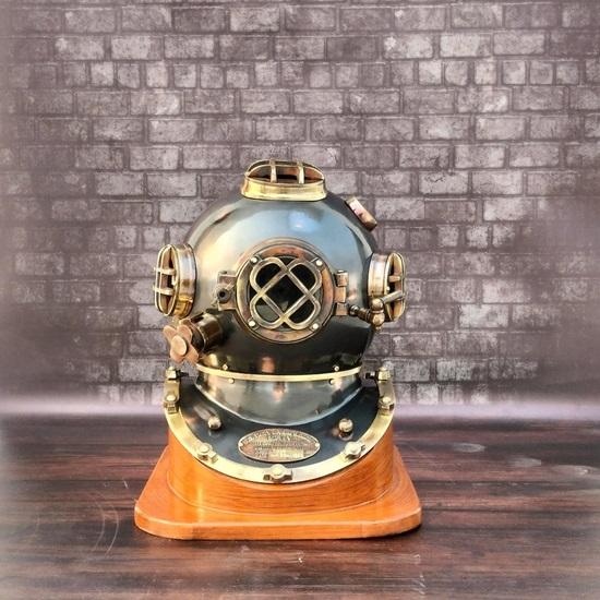 45.72 Cm Diving Helmet Commando Diving Helmet Scuba Diving Helmet US Navy Mark V Divers Helmet Marine Deep Diving Helmet Home Decorative