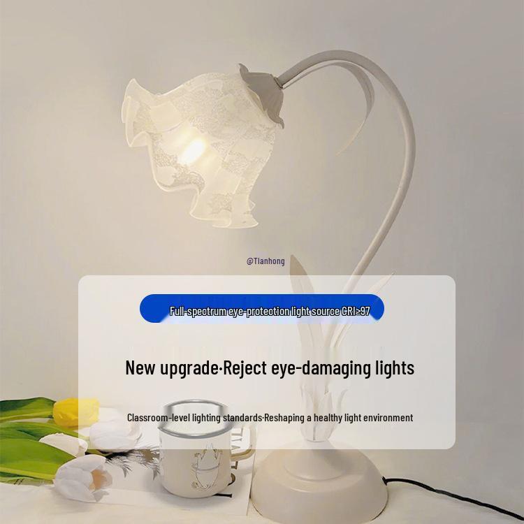 Romantic Pastoral Flower Bedside Lamp for Cozy Bedroom Atmosphere