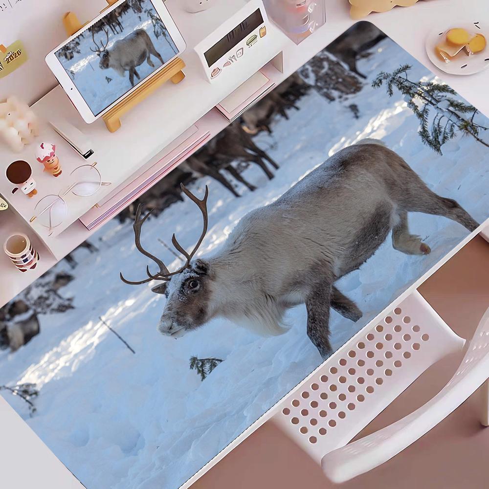 Wildlife deer Mouse Pad Gaming Mouse Pad Mouse Pad with Edges and NonSlip Rubber Base Extended Mouse Pad