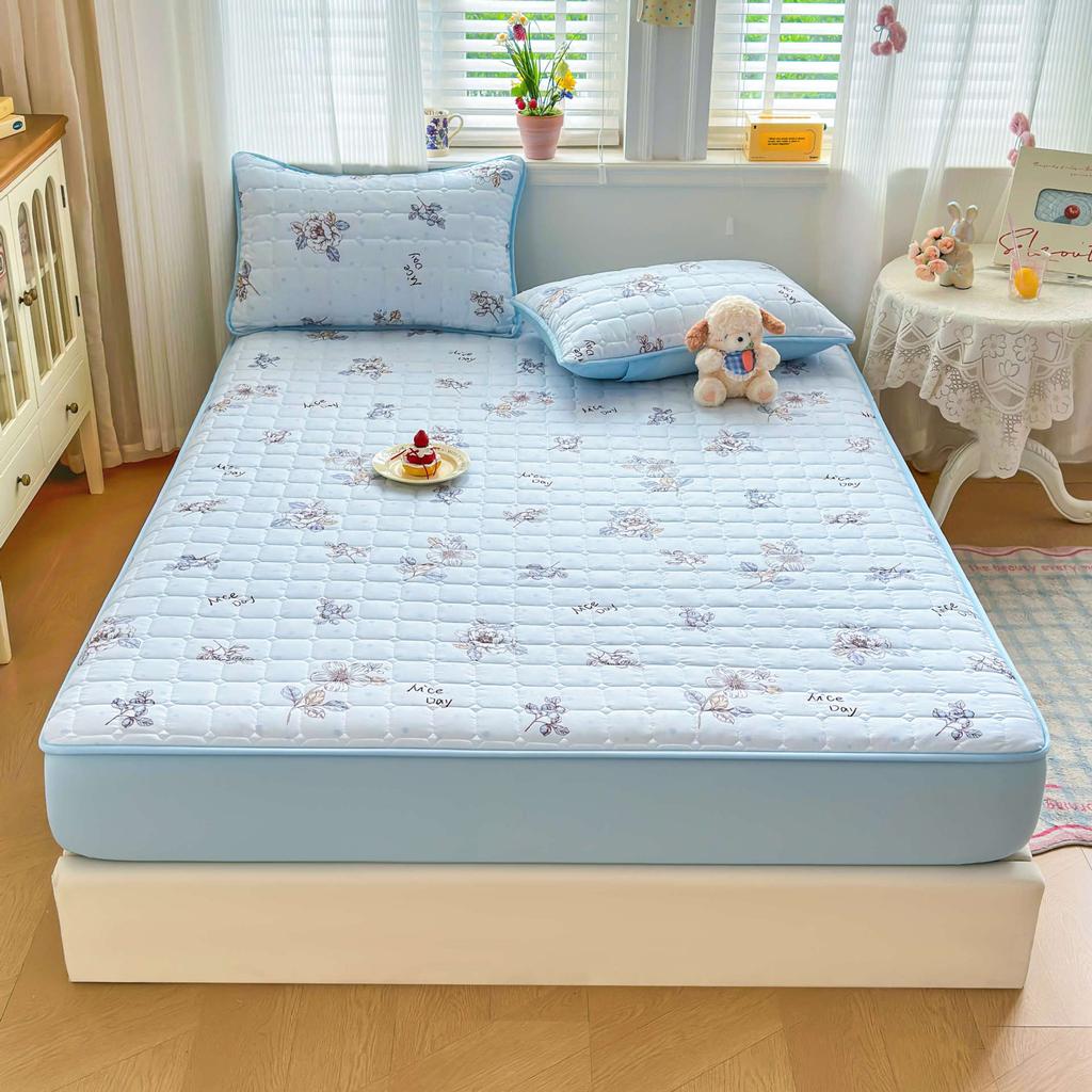 Single-piece Washed Cotton Mattress Universal in All Seasons 2026 New Padded Mattress Cover