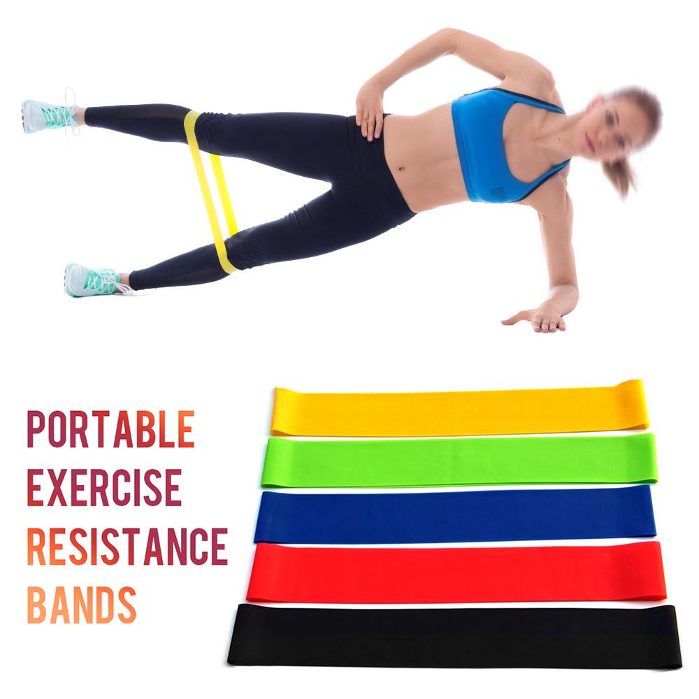 Набор для йоги из 4 предметов: диски, слайдеры для кора, эластичная лента сопротивления, латексный ремешок для упражнений. Идеально подходит для тренировки мышц живота и кора.