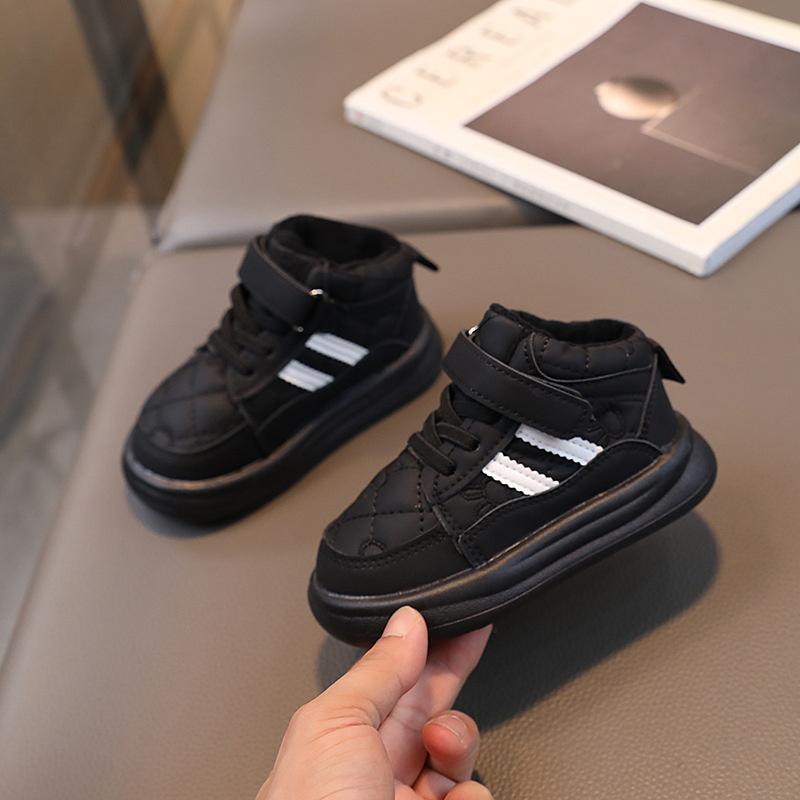 Зимняя новая детская спортивная обувь Обувь для девочек Обувь для хлеба, Детская обувь для мальчиков Детская обувь Среднего размера Velvet Board Shoes