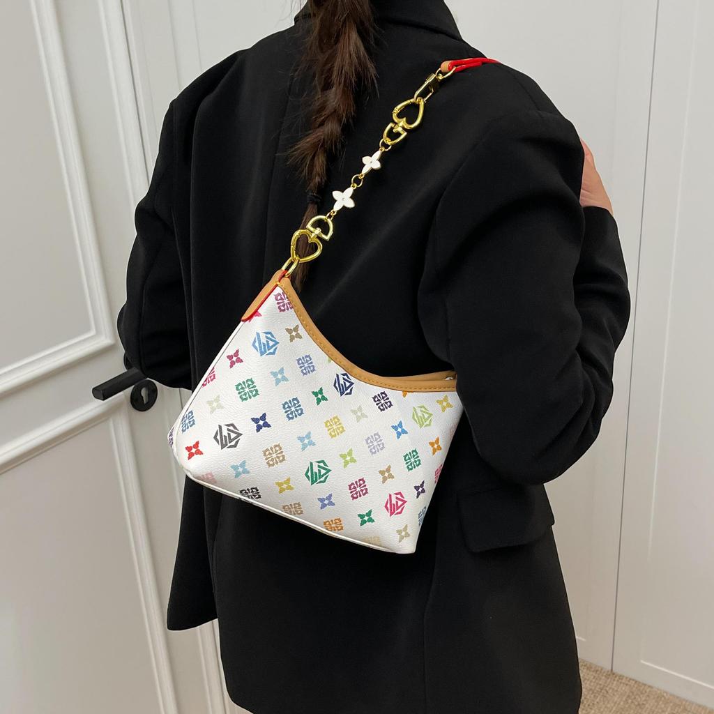 Осень 2025 Высококлассная европейская и американская модная сумка-тоут: Большая вместительность, Повседневная сумка под мышку для поездок на работу, На одно плечо и через плечо.