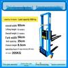 Manual Forklift: Vehicle Lifting & Stacking Pallets for Loading/Unloading