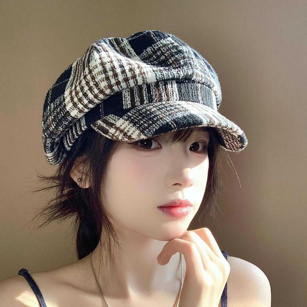 Autumn and Winter Retro British Style Hat Women's Plaid Face Showing Little Beret Warm Painter Hat Sweet Versatile Newspaper Hat