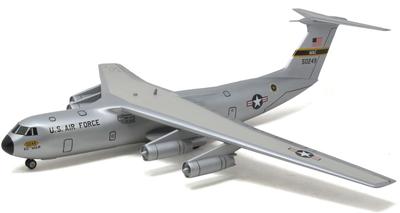 Atlantis Models Starlifter Пластиковая модель ATLAMCA376 1/108 C-141 (Самолет)