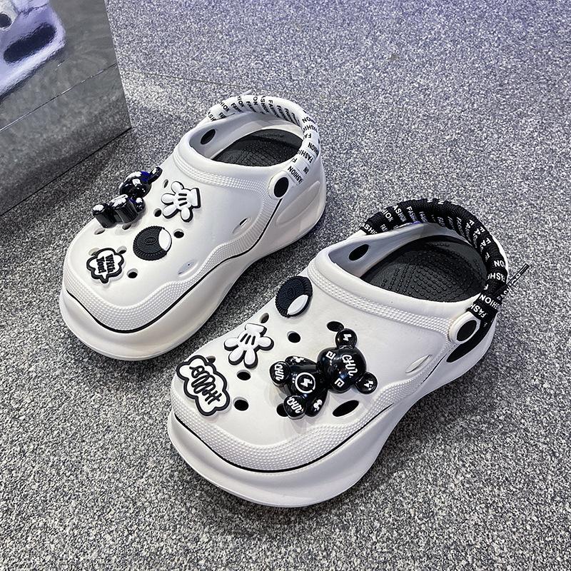 Hole Shoes Women's Summer Wear New Cute Sandals Platform Non-slip Beach Nurse Slippers