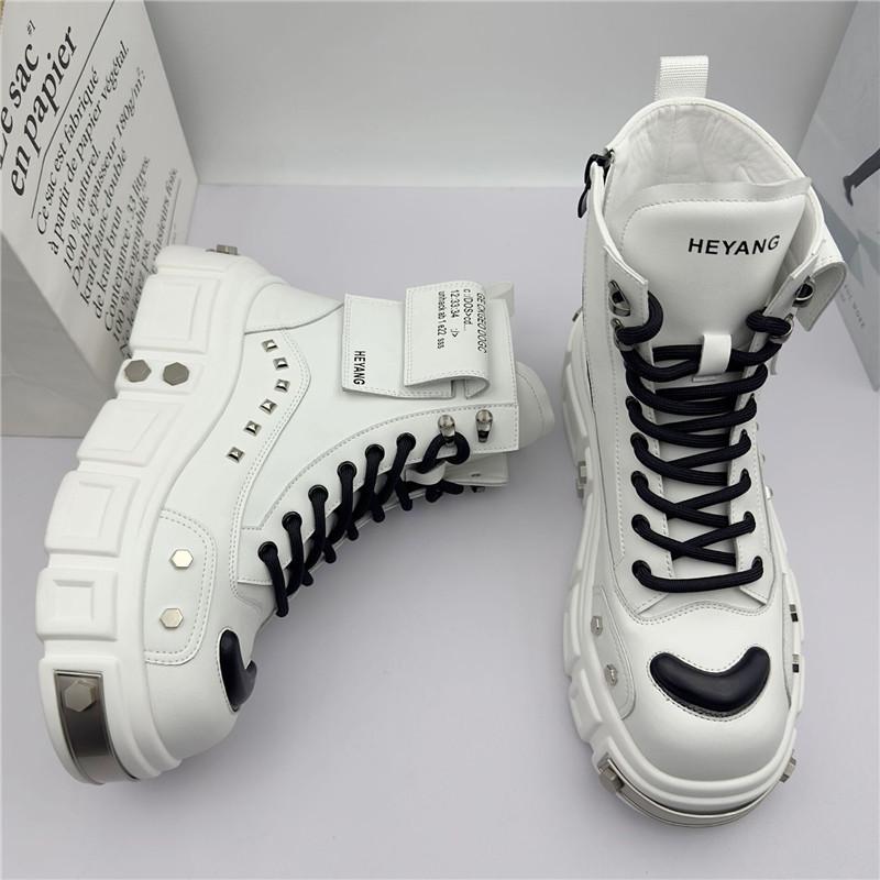 Fashion New Designer Men's Fashion Height Increasing Causal Shoes Male Retro High Tops Flats Moccasins Walking Sneakers Ankle Boots