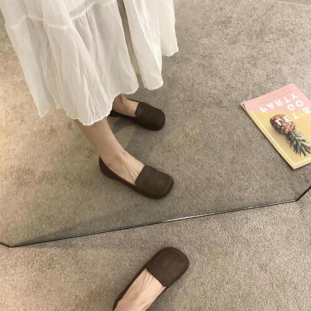 Ретро туфли-лодочки с круглым носком из мягкой кожи, женские, весна 2025, новые, фея, нежные, с мелким вырезом, на плоской подошве, лоферы, ночной ветер, толстые