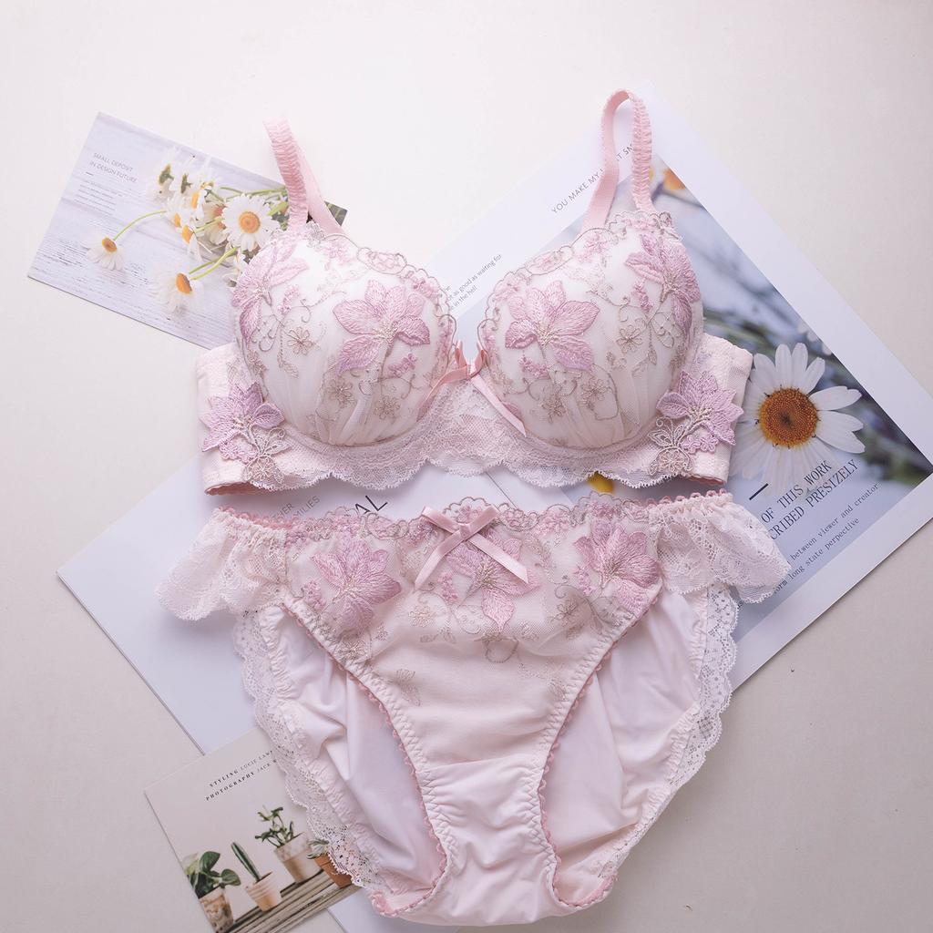 Japanese embroidered thin girl bra set, sweet flower lace underwear bra, large cup size.