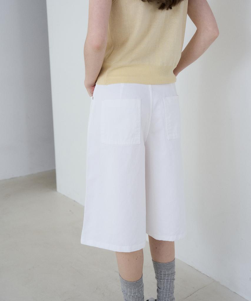 FROMWHERE String Bermuda Shorts O/White