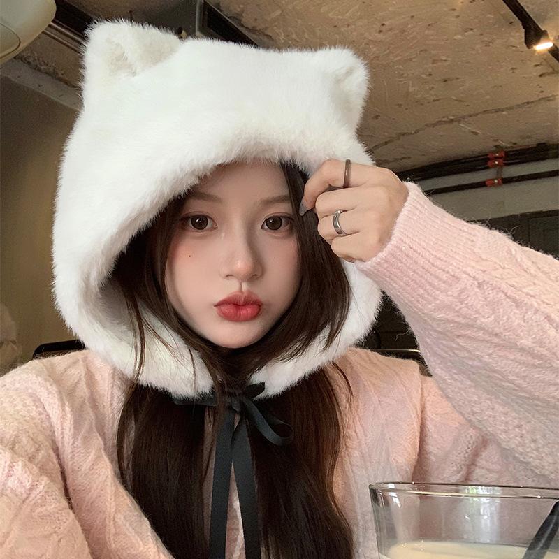 Милая плюшевая шапка с кошачьими ушками женская осенне-зимняя белая утолщенная теплая с защитой ушей шапка-ушанка модная
