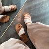 Xiaoxiangfeng Toe Slippers Women's Summer Wear 2025 New Evening Breeze Temperament Flat-bottomed Beach Sandals