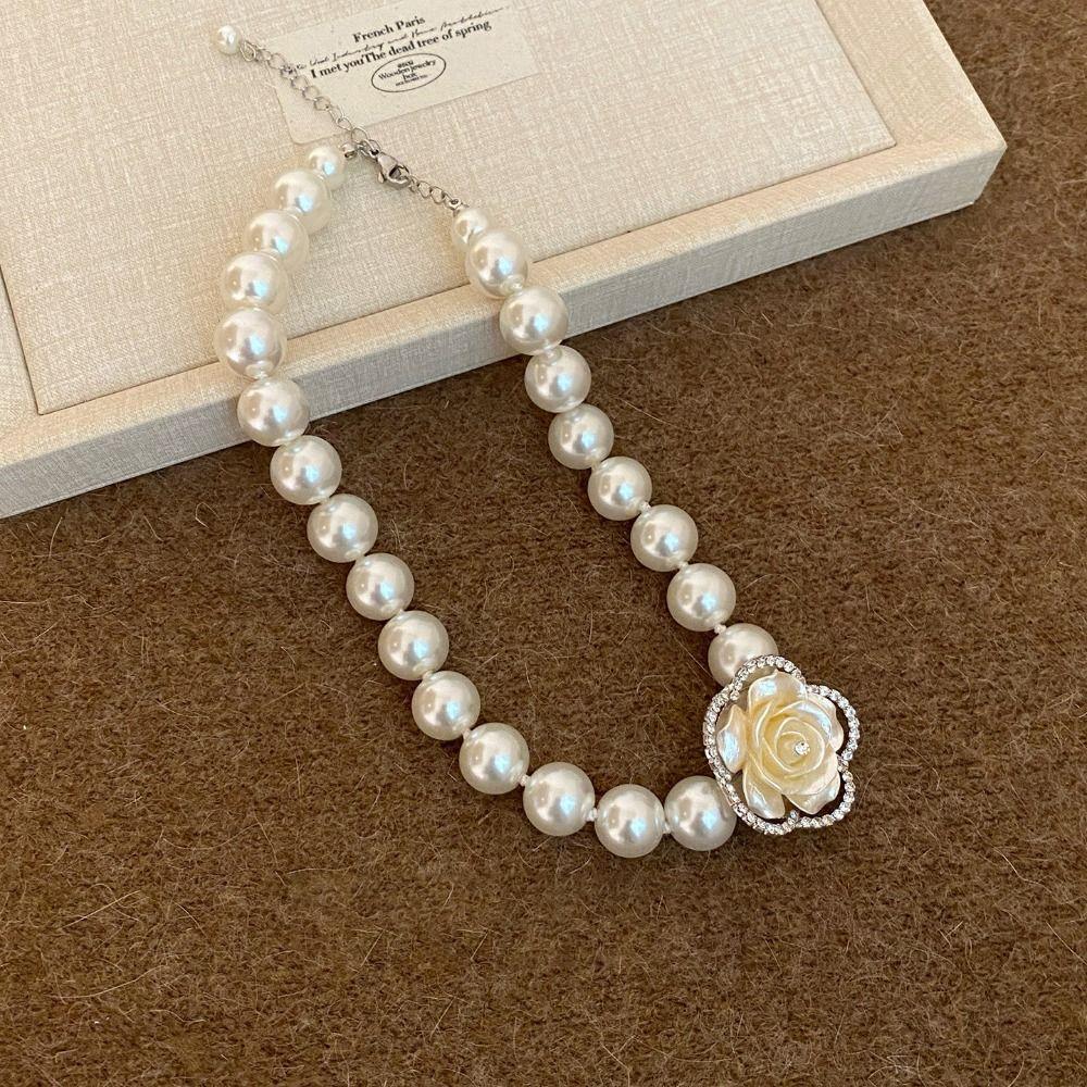 Rhinestone Multi-layer Necklace Baroque Style Camellia Clavicle Chain Pearl Flower Necklace  Girls