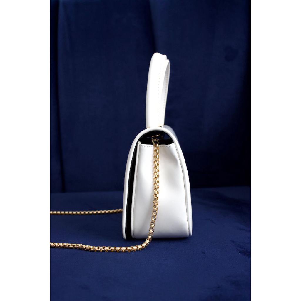 Женская сумка золотого цвета с золотым блестящим ремешком-цепочкой Женская сумка на плечо Сумка для вечернего платья