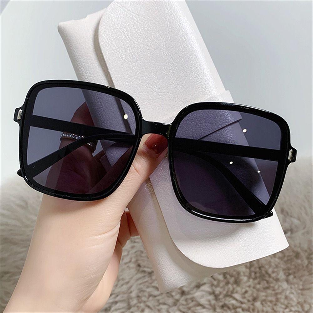 Minimalist Luxury Transparent Glasses Cool Square Frame Eyeglass Women Men Cool Clear Lens Frame Glasses