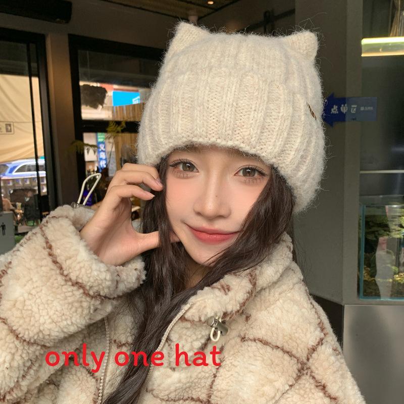 Knit Beanie Hat For Women Winter Warmth With Cute Bear Design For Casual Wear