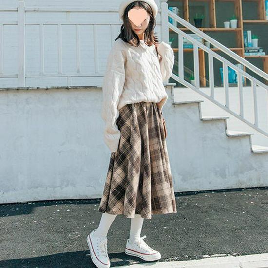 Milk Tea Woolen Plaid A-line Skirt for Autumn/Winter – High Waist, Slimming Midi for Students