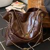 Large Capacity Diamond Tote Bag Women's 2025 New Retro Oil Wax Leather Chain Shoulder Bag Commuter Messenger Bag Tide