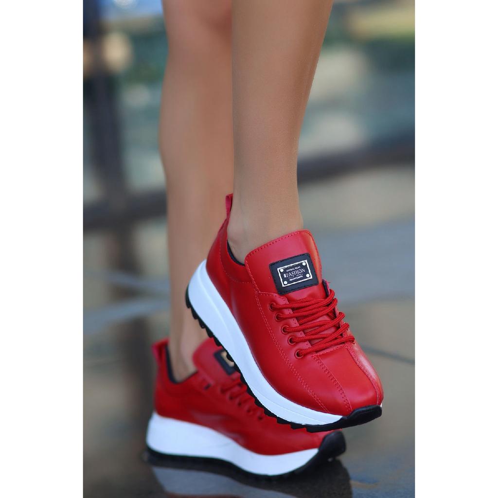 Кроссовки Parla Белые