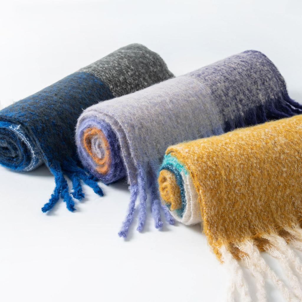 New Fluffy Large Brushed Women's Warm Scarf Fashionable and Versatile Plaid Scarf High End Commuting Shawl