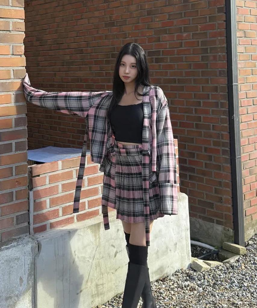 New Seoul Checkered Skirt