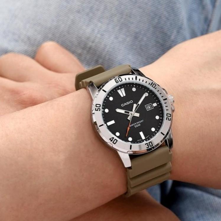 Casio Черные круглые спортивные уретановые часы Diverlook Black Marlin