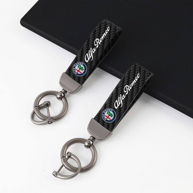 YYCE3 Car Key Chain Carbon Fiber Keychain Key Buckle Key Ring Gift For Alfa Romeo giulia stelvio giulietta 159 147 156 166 Accessories