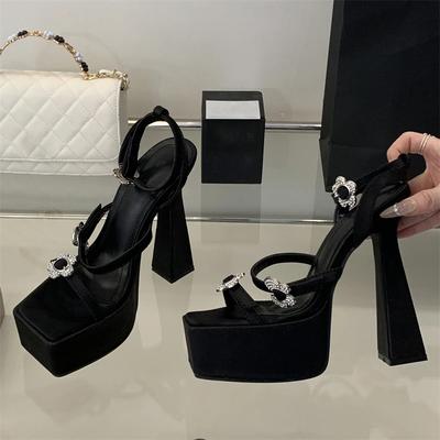 Летняя мода Узкий ремешок с пряжкой Открытый носок Женские сандалии Платформа Квадратный каблук Вечерние туфли