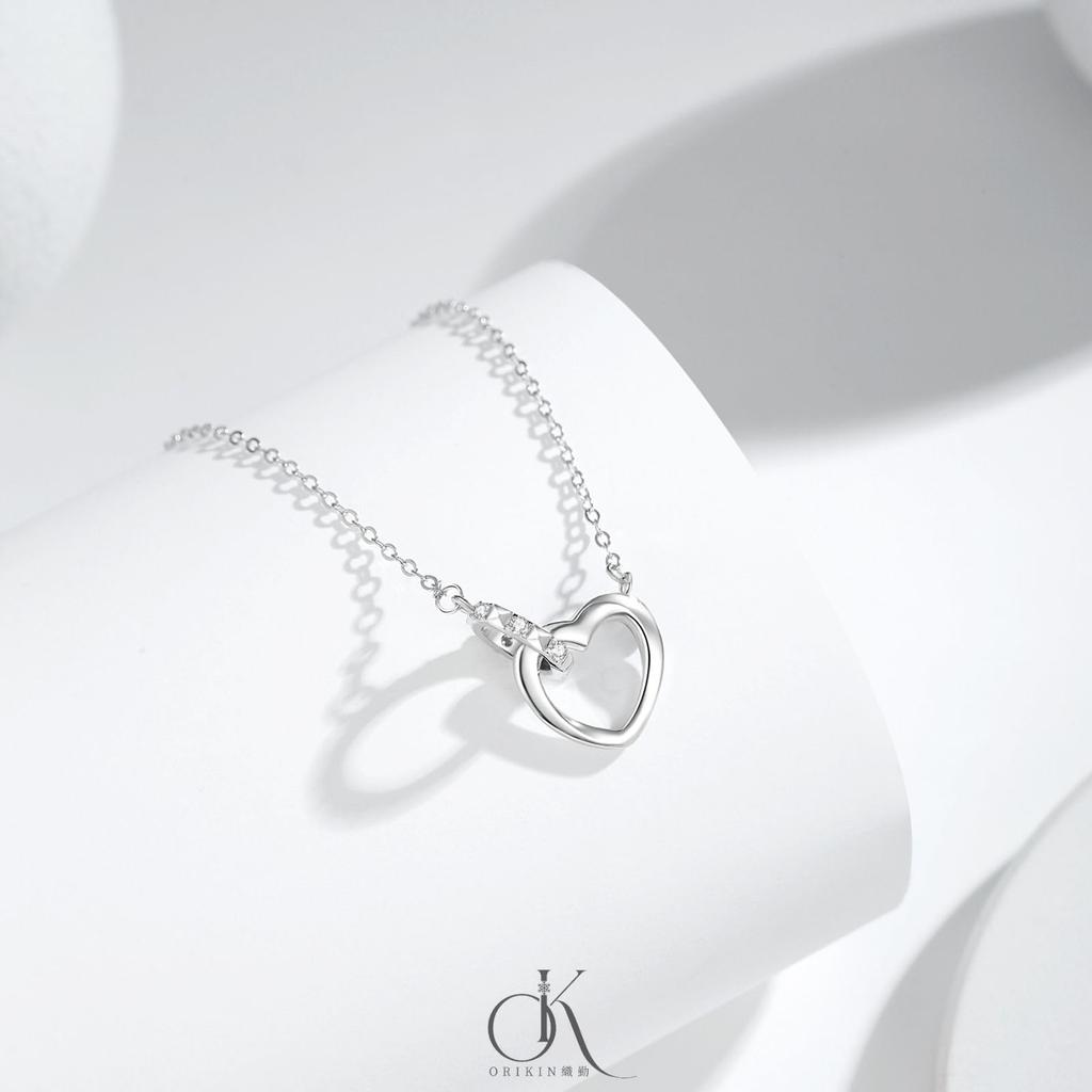Ожерелье Mobius Heart SV999 металл гипоаллергенный с цирконием ультра легкий подарок на годовщину регулируемый вечная любовь простое ежедневное использование D2838 [ORIKIN]