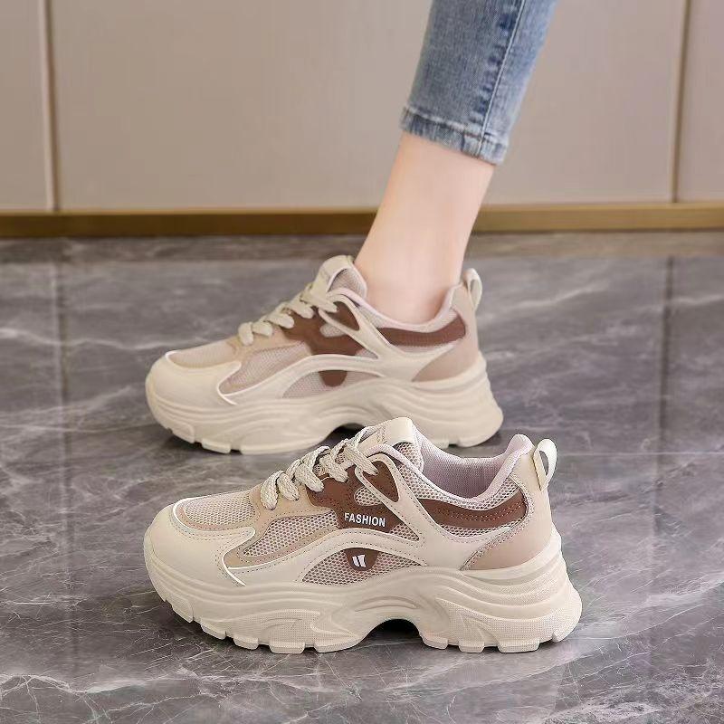 Обувь для папы, женские, новые, летние и осенние, сетчатые, тонкие, дышащие, повседневные, на платформе, с увеличенной высотой, кроссовки Wild Soft Sole