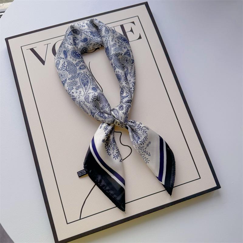 New Hundred Hundred Satin Letter Print Neckerchief 70×70 Silk Scarf Small Square Scarf High Sense of French Scarf
