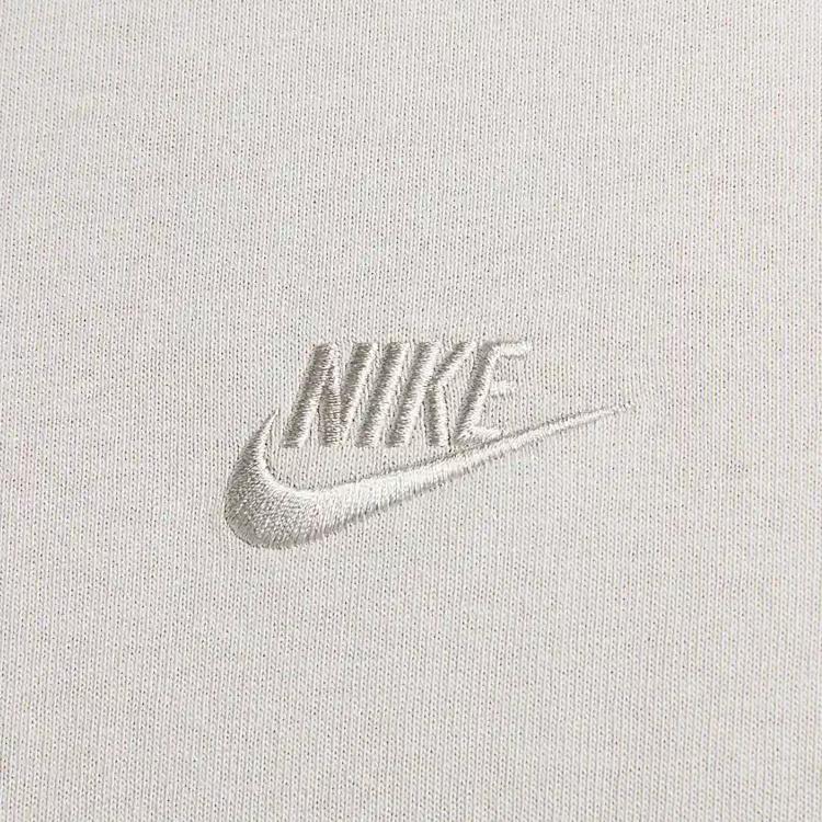 Nike Мужская спортивная одежда Premium Essentials Футболка с длинным рукавом Светлая кость DO7391-014