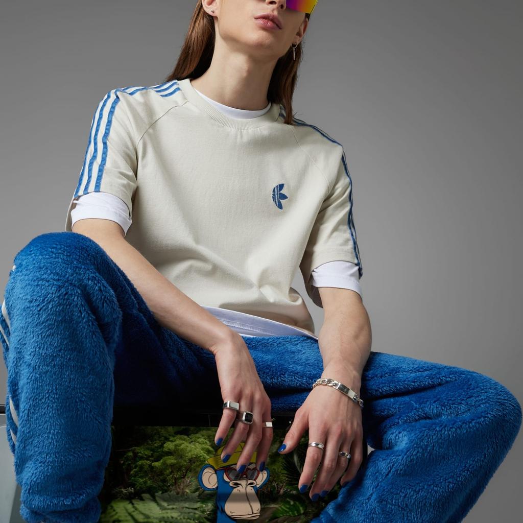 adidas Футболка Originals Striped Logo с вышитым круглым вырезом и коротким рукавом для мужчин, белые топы IJ9086