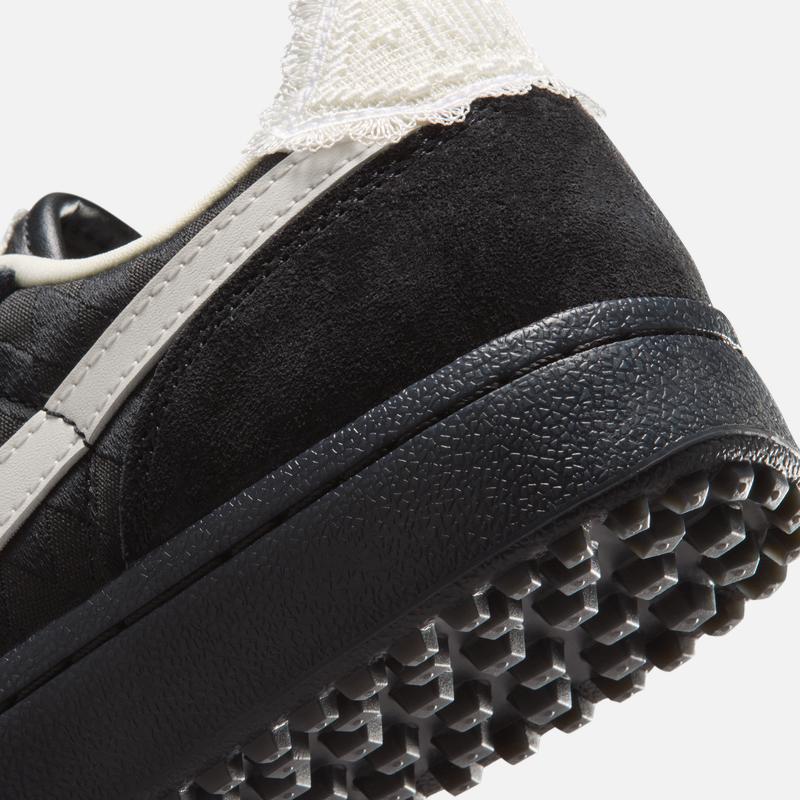 Nike NIKE FIELD GENERAL Женские спортивные кроссовки с тонкой подошвой IH2487