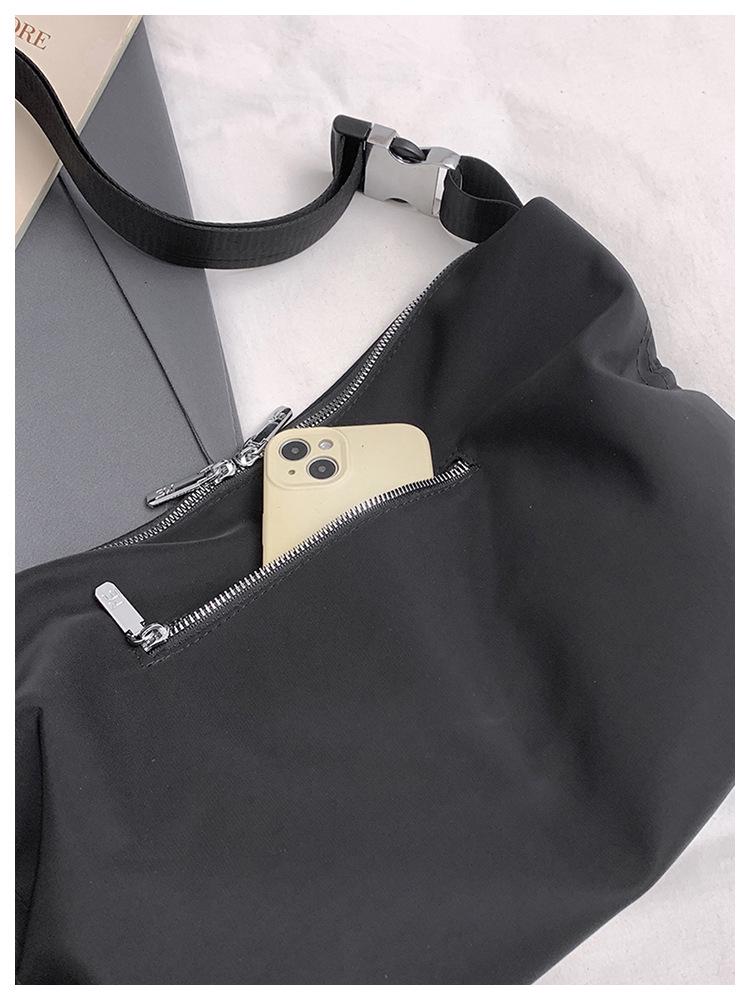 Женская полосатая сумка кроссбоди большой вместимости - Легкий, универсальный спортивный рюкзак на плечо