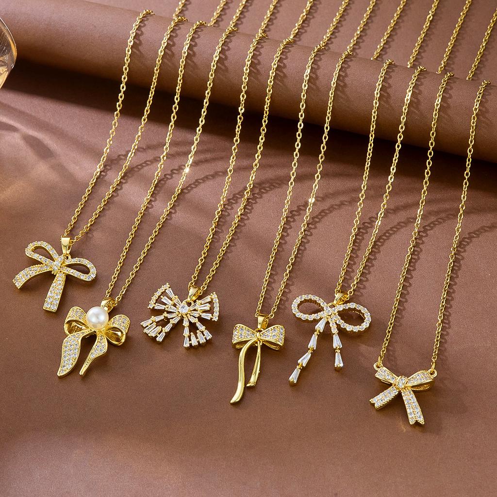 Bow-encrusted Diamond Super Flash Necklace Female, French Light Luxury Niche Design Sense Cold Wind Versatile Collarbone Chain