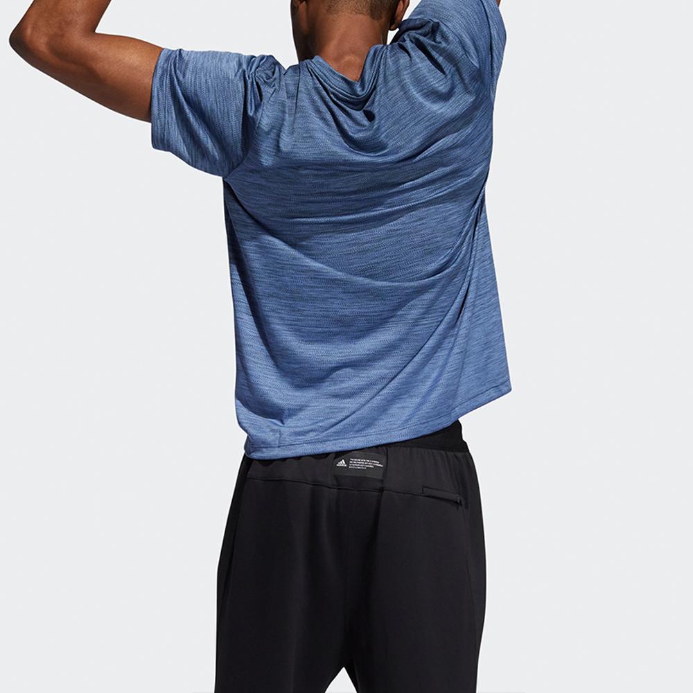adidas Футболка Gradient Tee Sports Training с круглым вырезом и коротким рукавом для мужчин, синяя GM0636