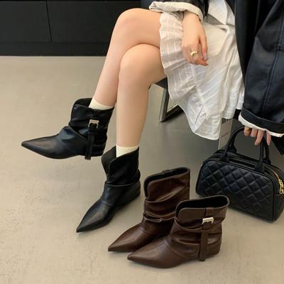 Ботинки-трубы на толстом каблуке в стиле пустоши, женские остроносые ботинки из Синьцзяна, новинка осени 2025 года, черные ботинки рыцаря средней высоты