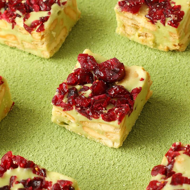 Weiziyuan Ассорти снеков и выпечки