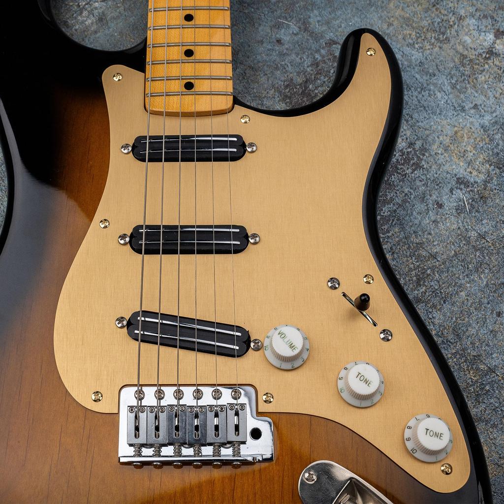 Musiclily Ultra 8 отверстий SSS Стратокастер 50-х годов Пикгард Анодированный алюминий Сделано в Китае для Squier Classic Vibe SQ CV 50s Reissue Vintage Strat Electric