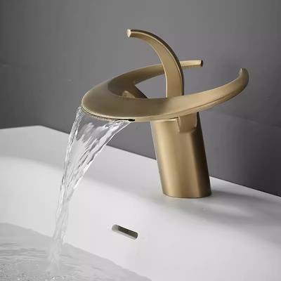 Tuqiu New Brush Gold Ванная комната Водопад Смеситель для раковины Смеситель для раковины Горячая и холодная вода Дизайн маховика Серый кран для туалета Водопроводный кран