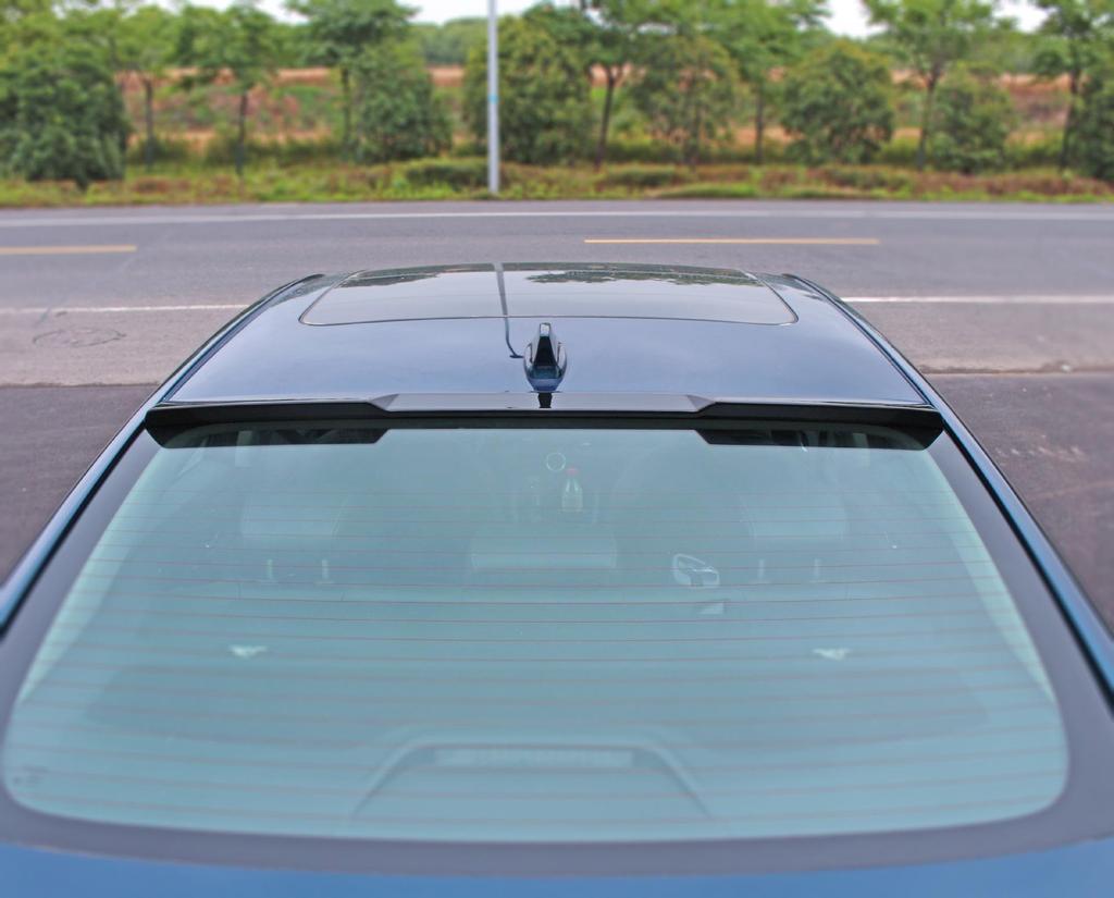 Совместимо с Accord 11-го поколения 2023 года: улучшен спойлером на крыше, передним сплиттером, боковыми юбками, жалюзи и задним спойлером.