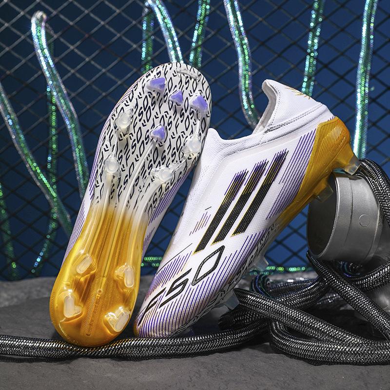 New Luo football shoes, boys and girls, girls, broken nails and spikes, competition training football shoes