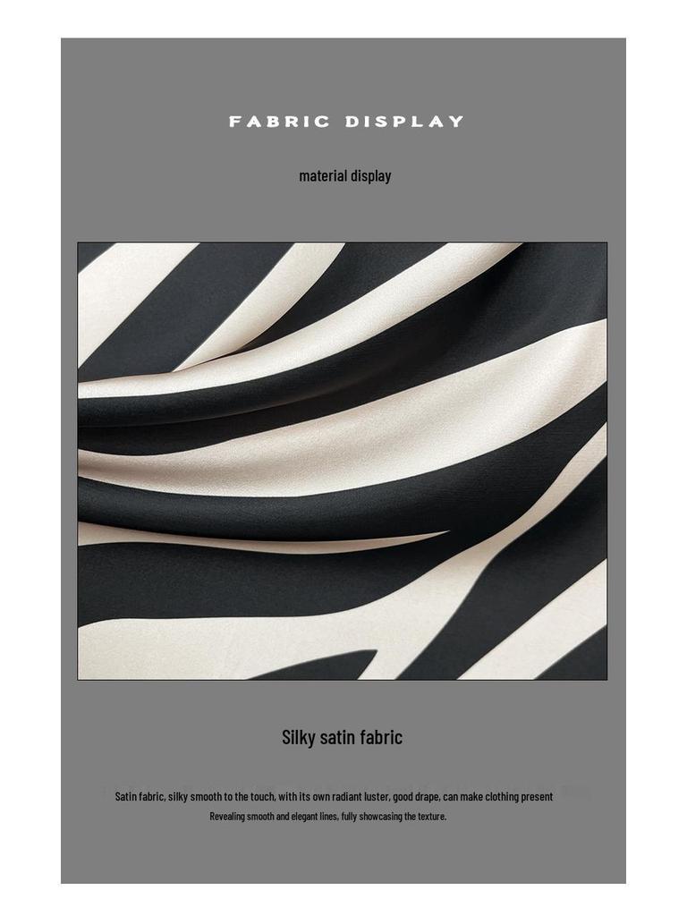 Шелковый халат с принтом зебры, V-образным вырезом, контрастной отделкой и расклешенными рукавами - Удобная длинная домашняя одежда